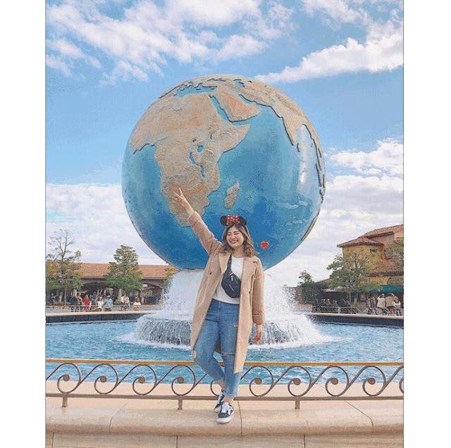 胖女孩这样穿搭也能拍美照