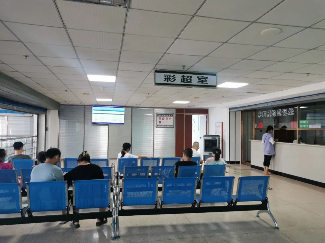 医院新引进仪器,医院引进先进显微设备