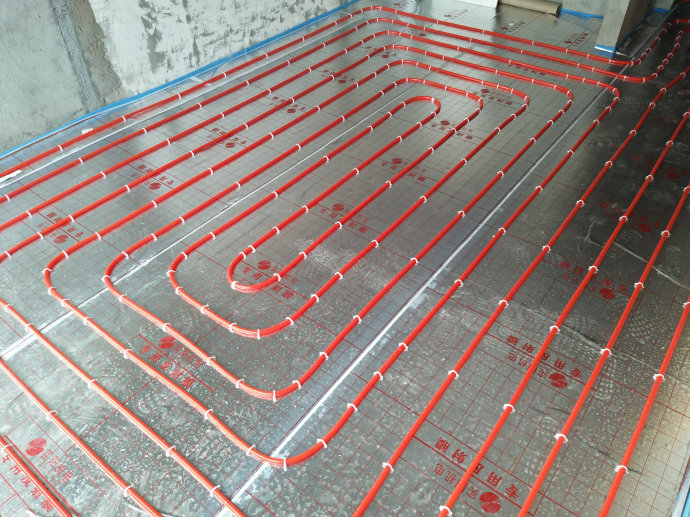 壁挂炉地暖室内温度上不去的原因,锅炉55度地暖温度上不去只有18度