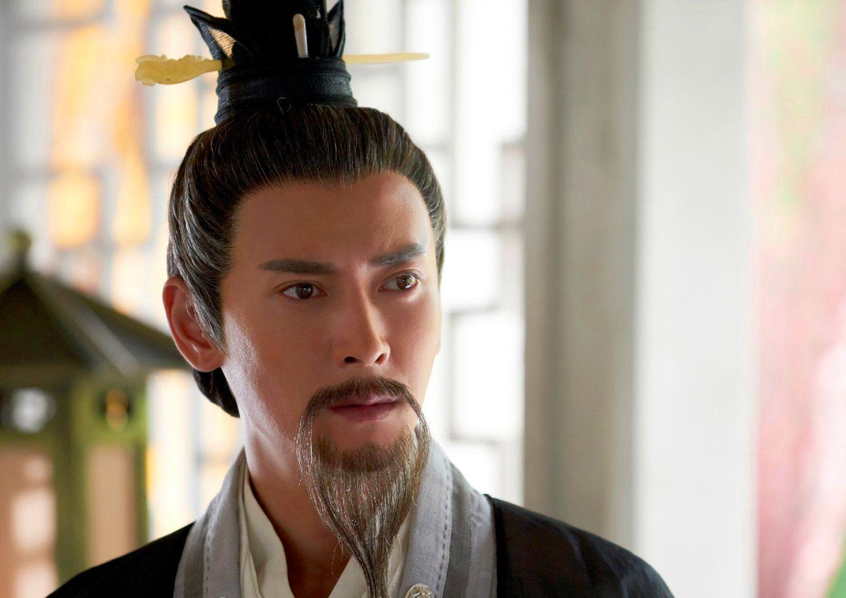 周伯通武功什么时候超过黄药师,黄药师自认为武功不如周伯通