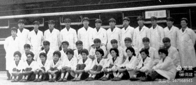 北京中国人民解放军261医院在哪里,人民军队连环画