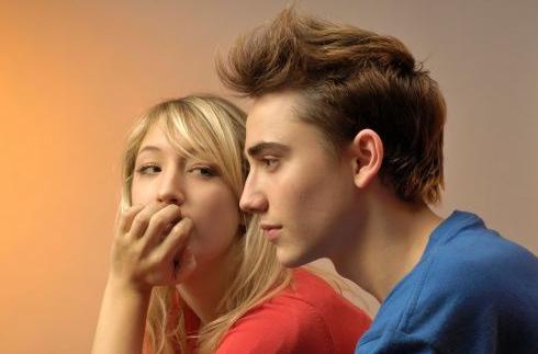 分手后如何面对前任,忘不掉前任该怎么跟前任说