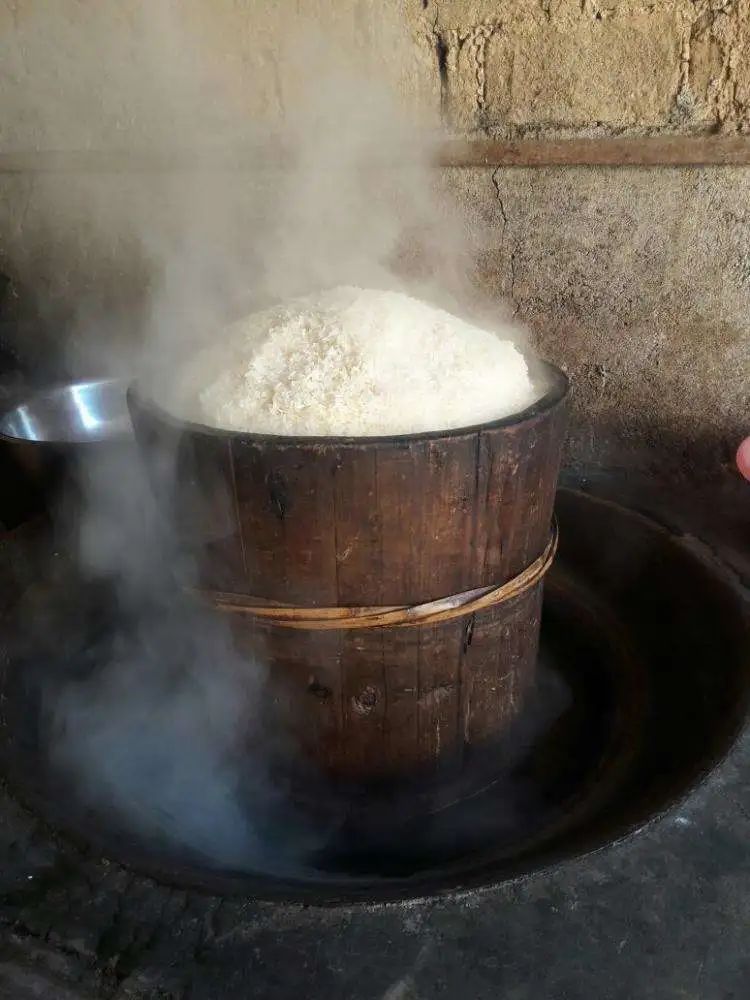 房县黄酒特色,湖北省十堰房县黄酒介绍