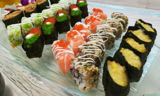 华美达海鲜自助五人,佛山顺德华美达酒店自助餐团购