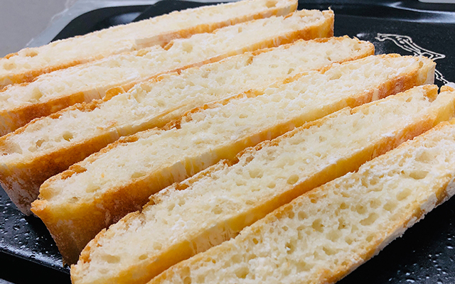 柔软有嚼劲的面包做法不用酵母,自制面包的超简单做法无油