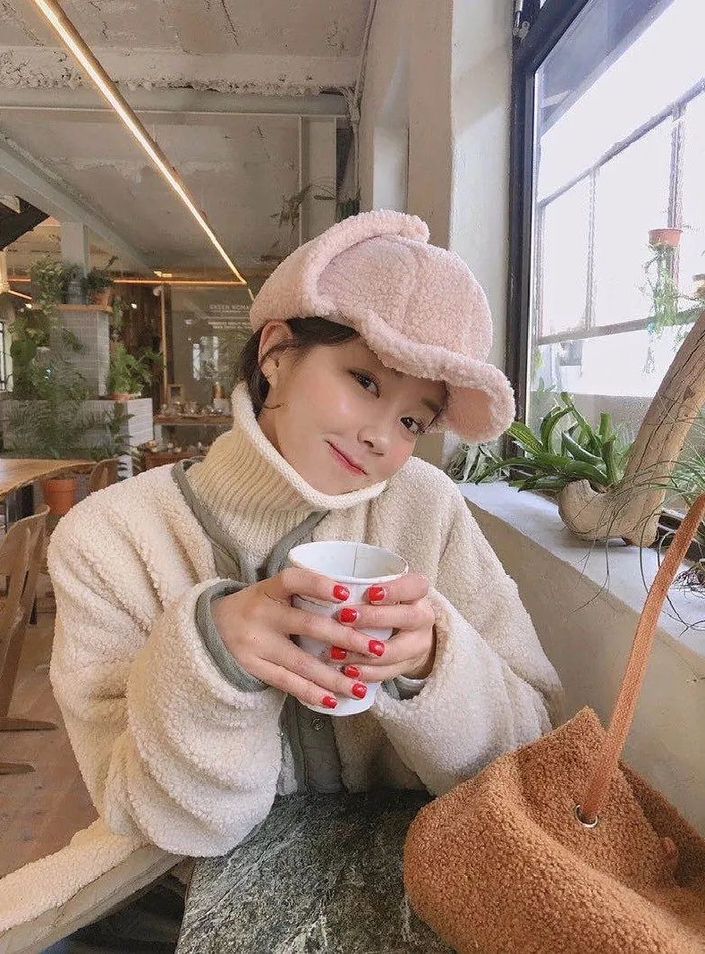 羊羔毛好的和差的有什么区别,羊羔毛很土吗