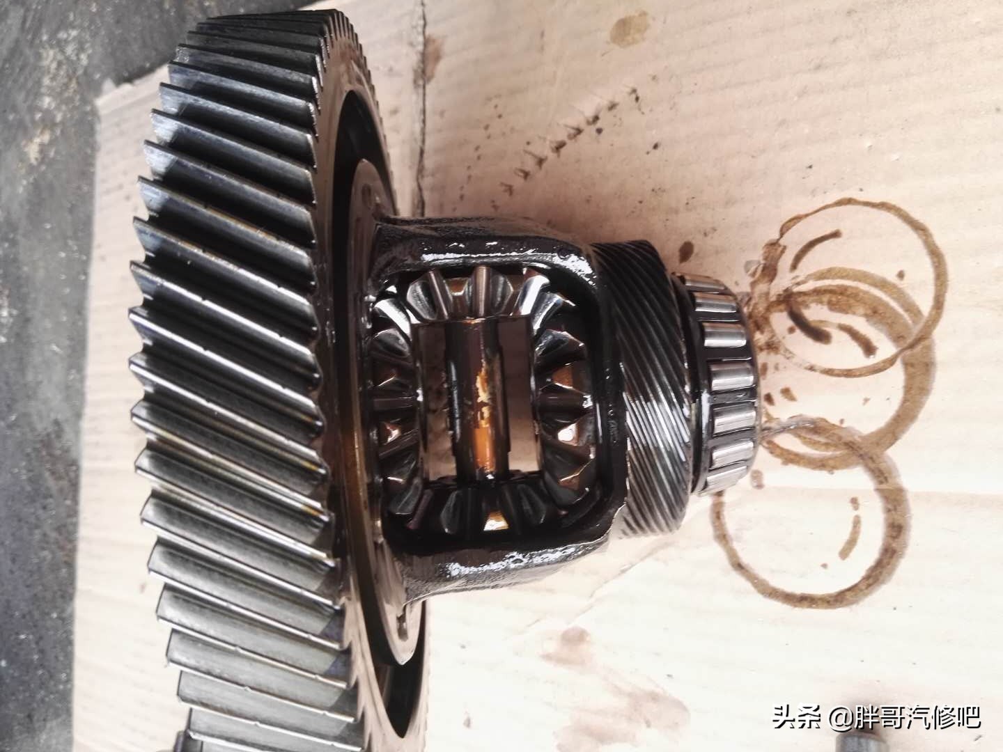 变速箱拆解全部过程,一个垫片搞定手动变速箱异响