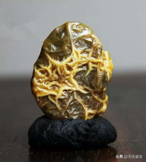 收藏级别玛瑙怎么挑选,戈壁玛瑙鉴别最简单方法