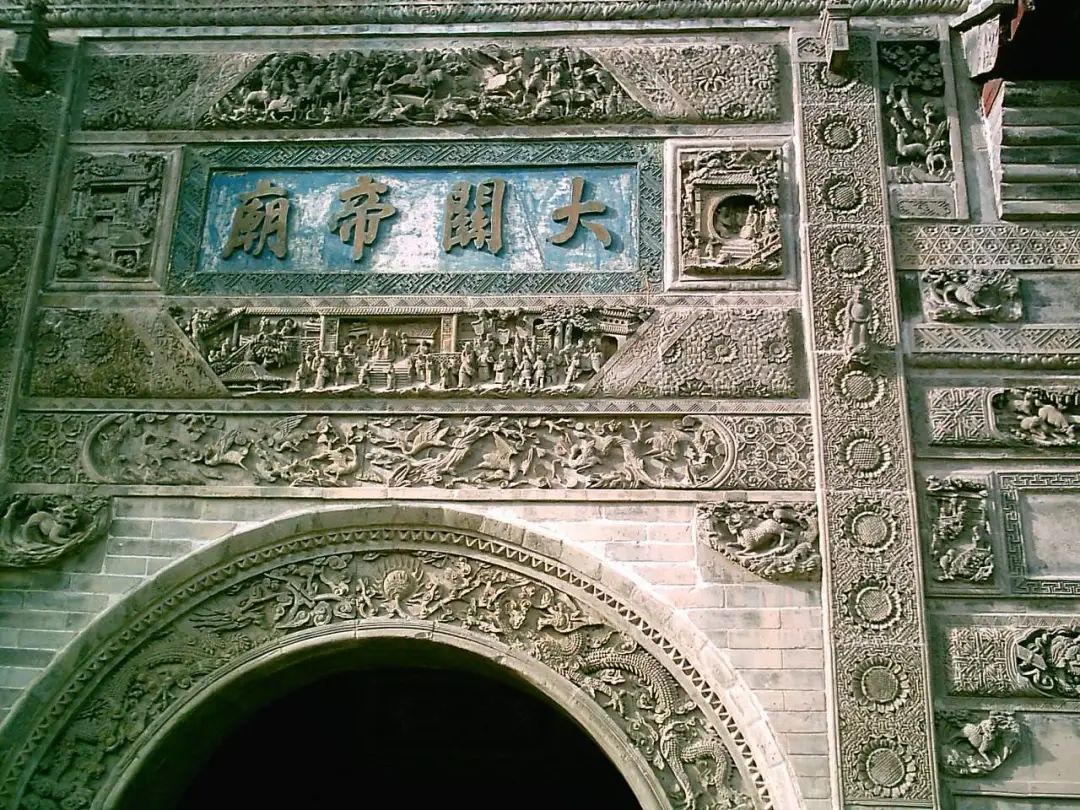 安徽一座不起眼的小戏台，竟然上演了半部三国，建筑师：英风犹存