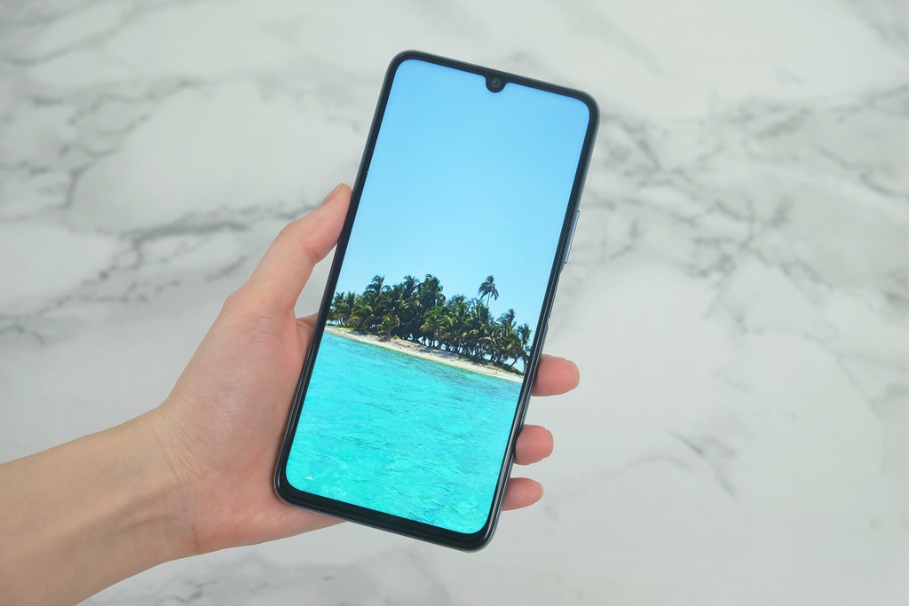 今年上半年哪些品牌的手机卖得最好？华VO果稳了