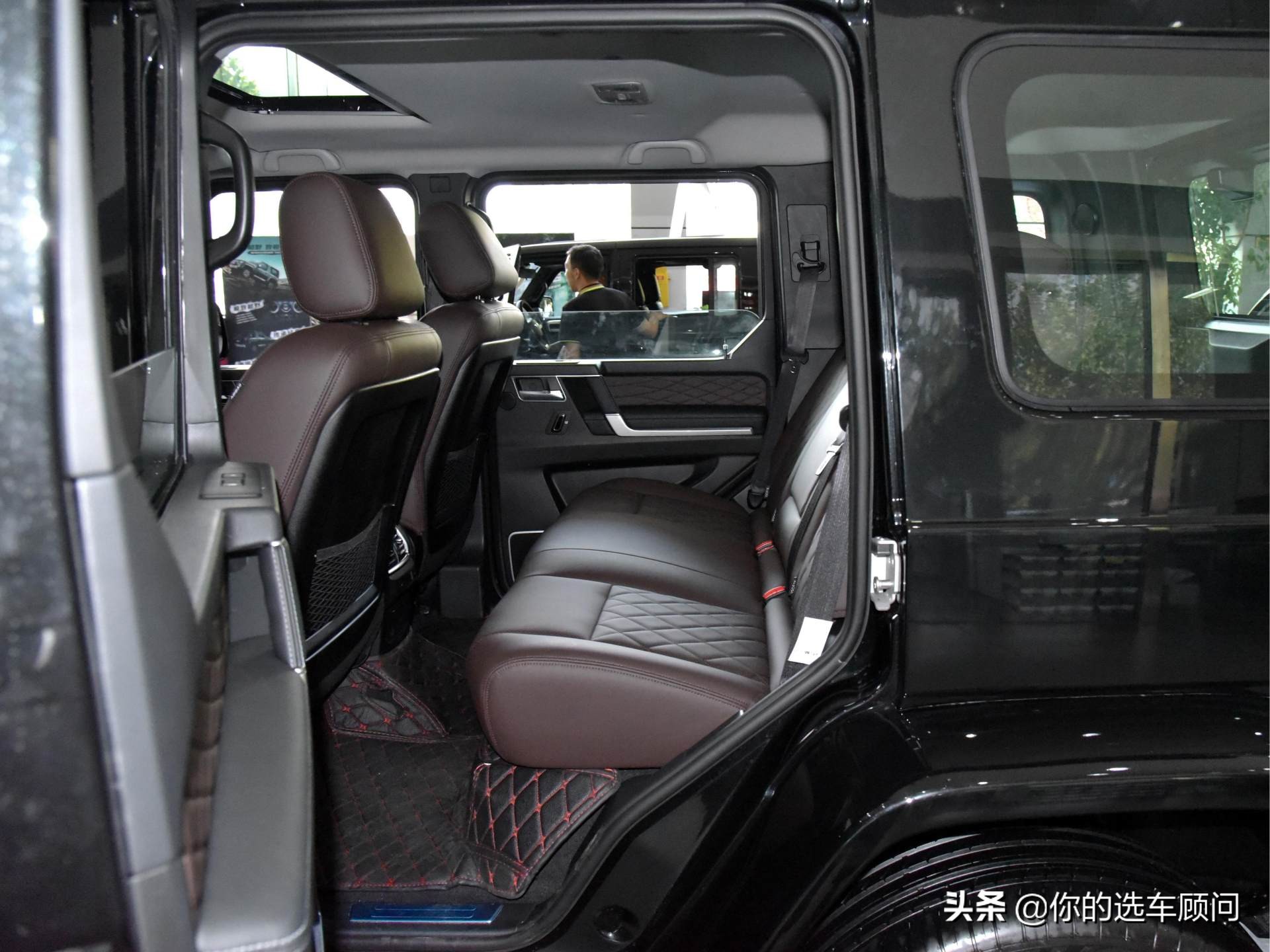 用奔驰大G四分之一的价格，买台V6四驱越野SUV，实拍北京BJ80