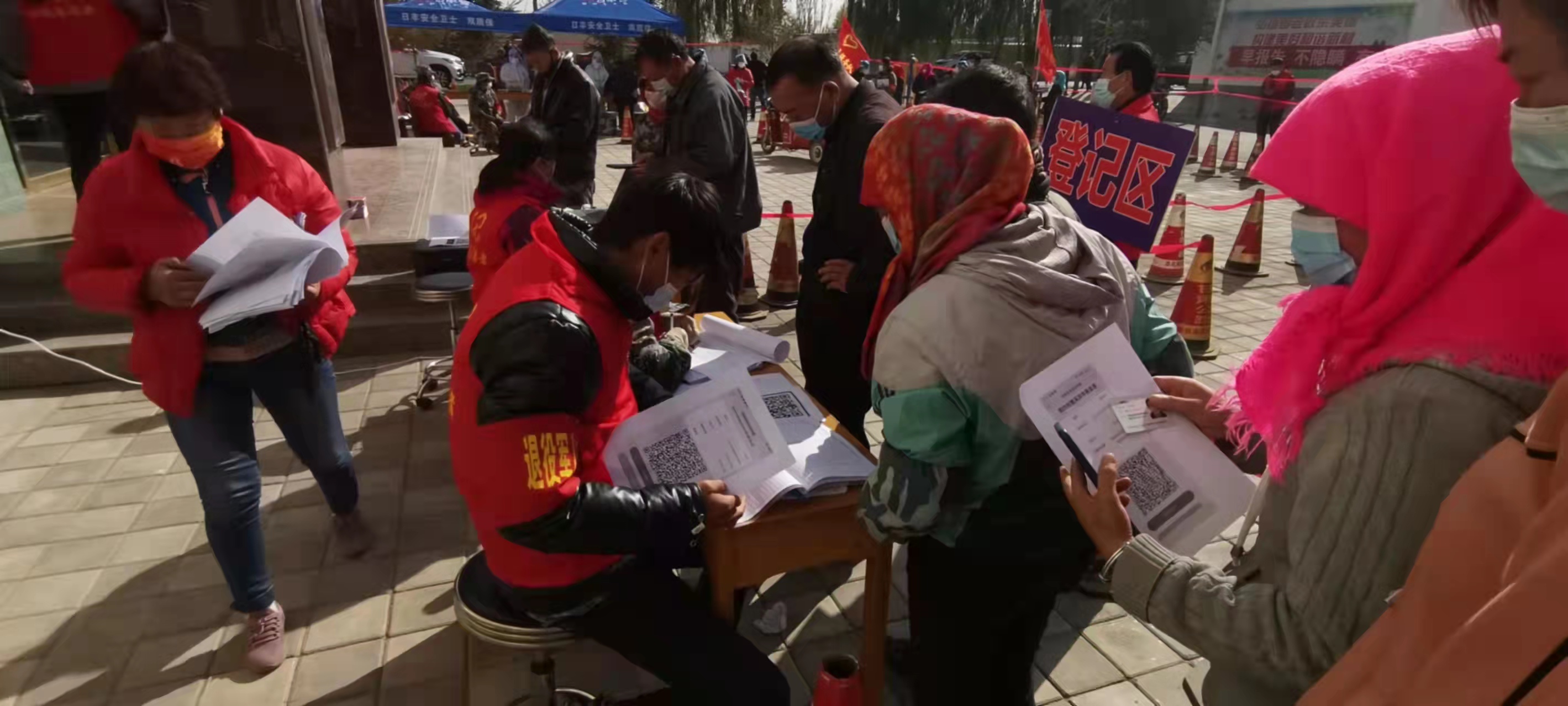 国家抗疫一线干部,抗疫干部冲锋在前