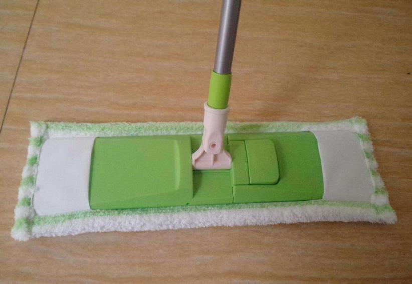 擦地后地板有水渍怎么处理,解决地板水渍妙招