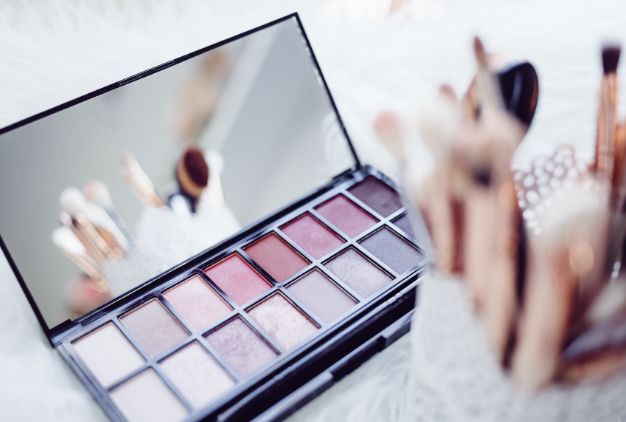 雪松味道有点呛鼻子,雪松味道好不好闻