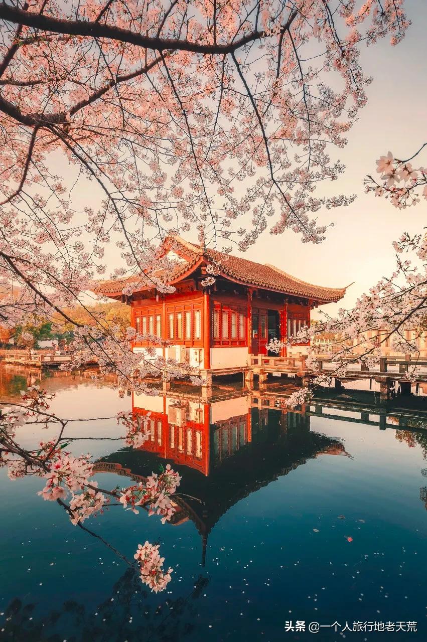 国家地理评选中国必去的50个地方,国家地理评出一生必去的30个地方