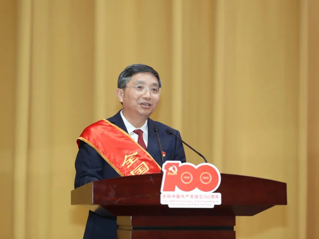 苏州召开庆祝中国*产党共**成立100周年座谈会暨市“两优一先”表彰会议