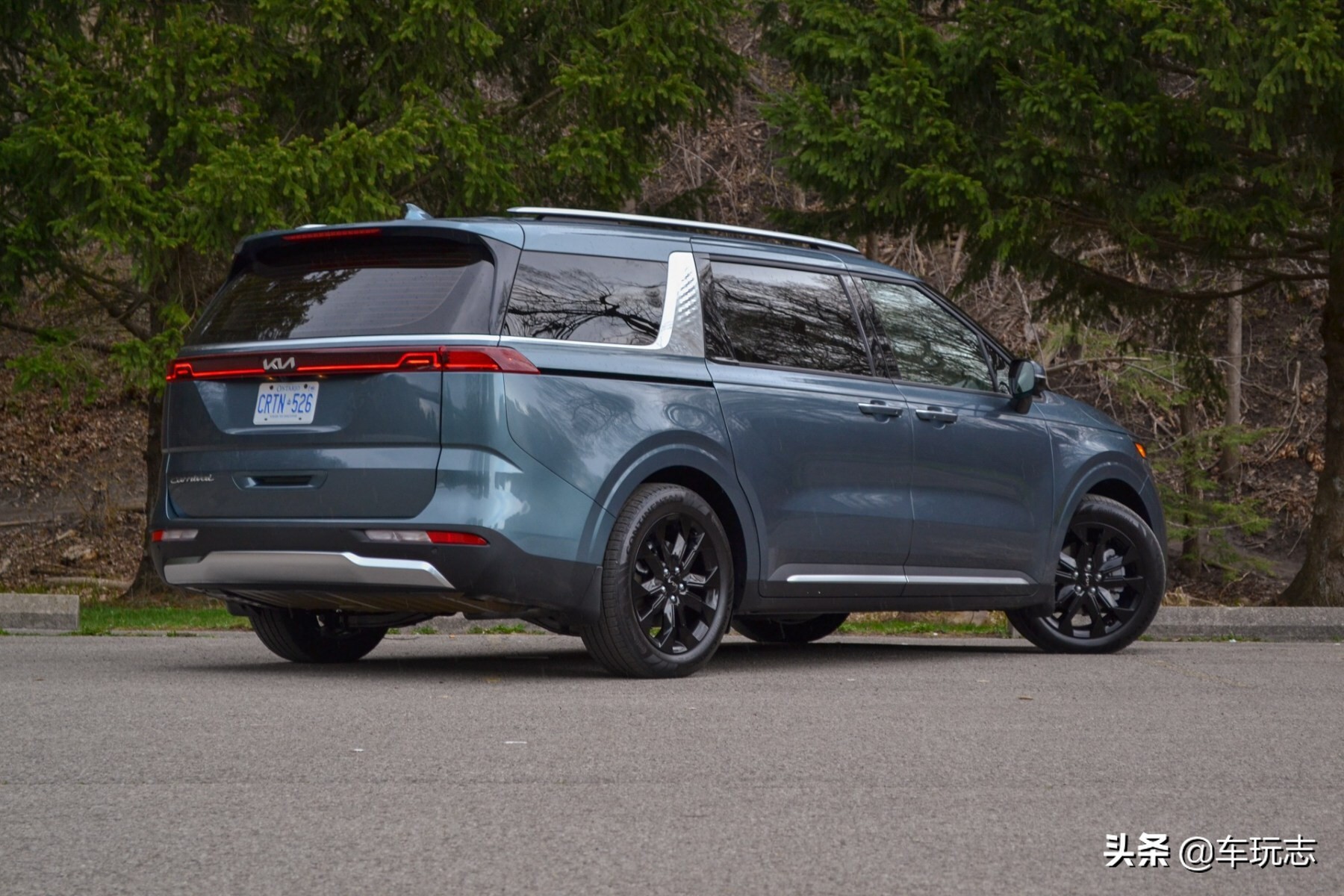 起亚嘉华2022新款图片,新款起亚嘉华商务车图片