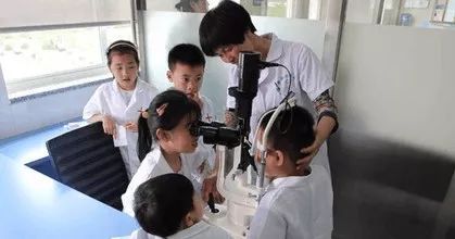 近视600度裸眼视力是几点几,600度近视矫正视力是多少