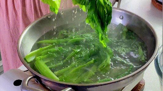 二月二吃芥菜饭视频,怎么焖芥菜又香又辣