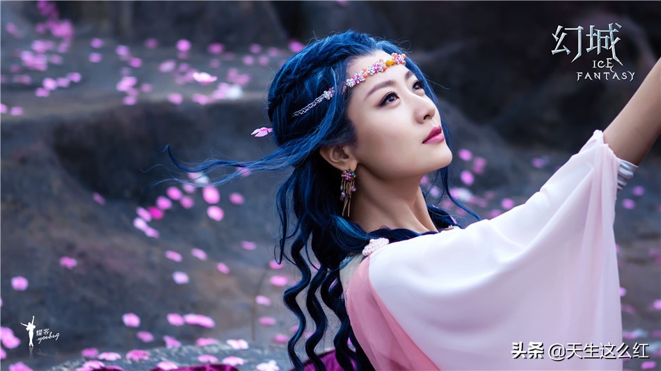 白冰金莎张萌乘风破浪白色礼服,神话三美张萌现状