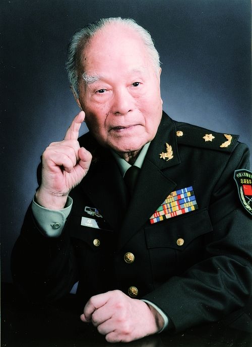 2021国考申论素材感动中国,申论热点感动人物素材