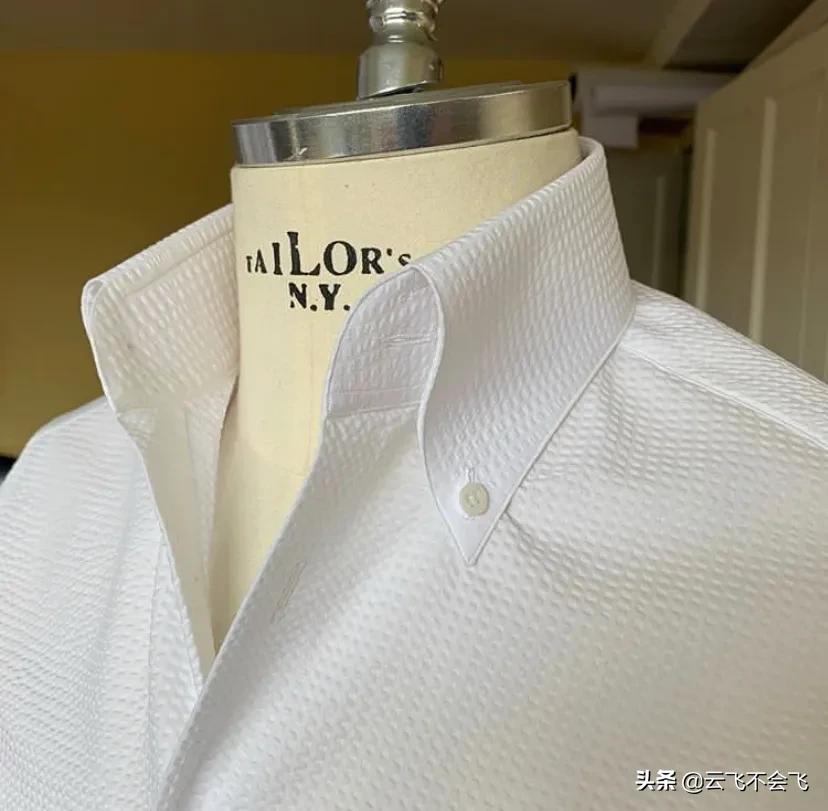 如果你觉得亚*衣麻**服易皱难打理，那泡泡纱单品一定没有理由拒绝