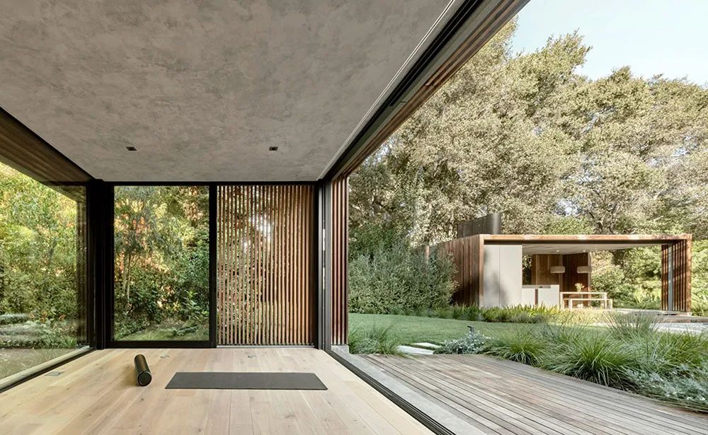 雪松亭,雪松凉亭