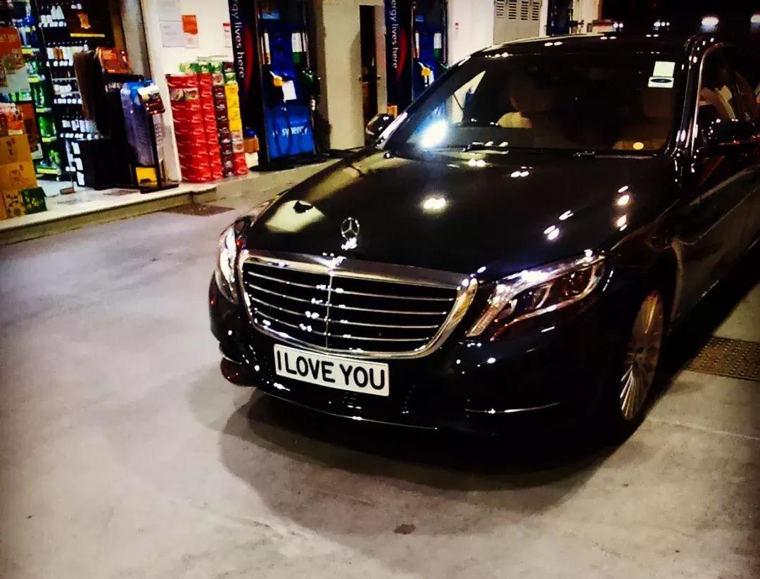 租一辆劳斯莱斯值不值,没钱要买劳斯莱斯