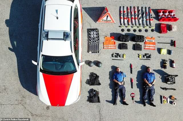 美国警察单兵武器 (美国警察的单兵装备都有什么)