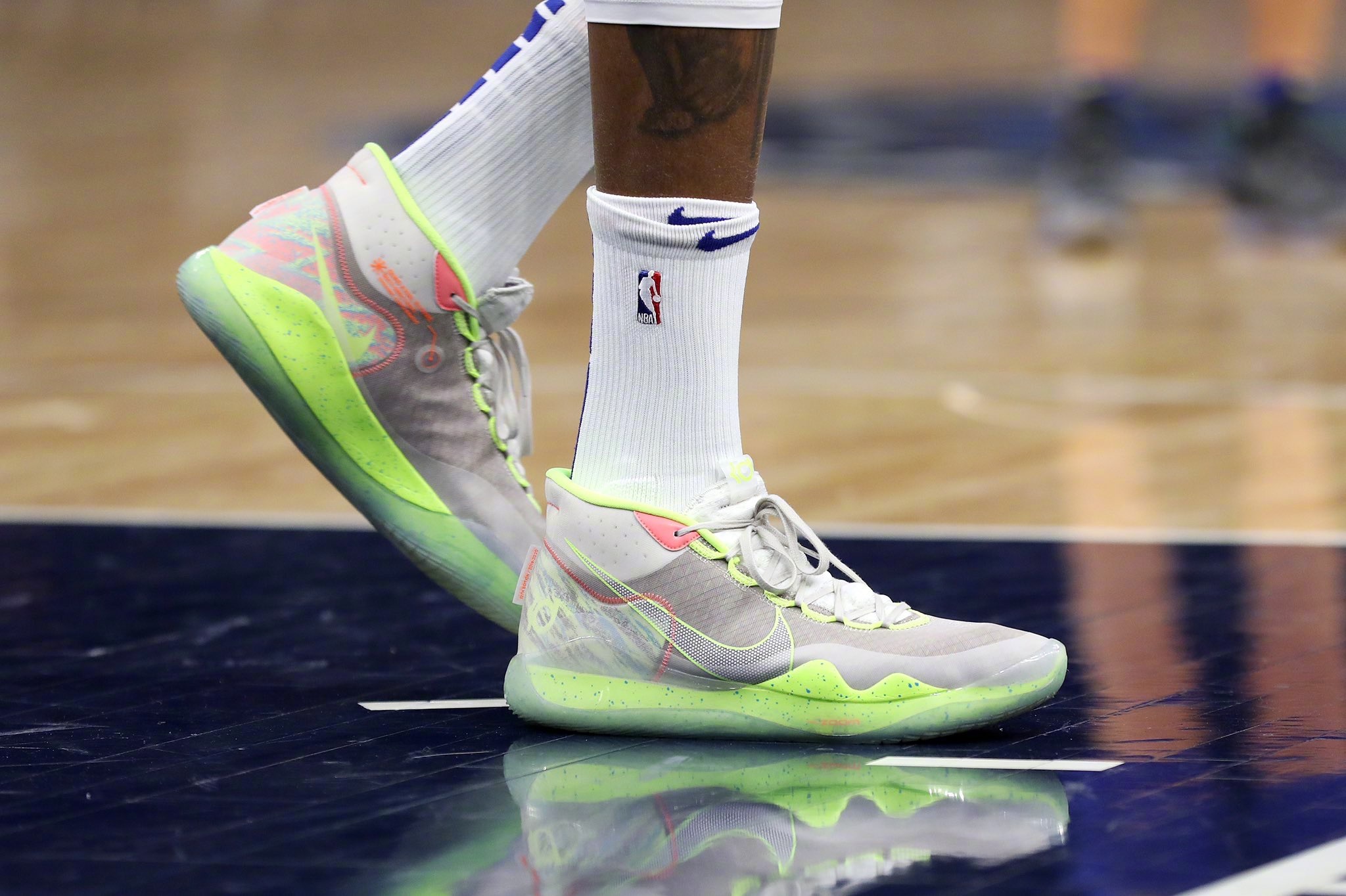 杜兰特10勇士队配色,杜兰特十二代勇士配色