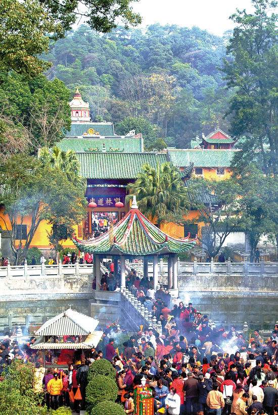 广东四会奇石河生态温泉景区,广东肇庆七星岩景区旅游攻略