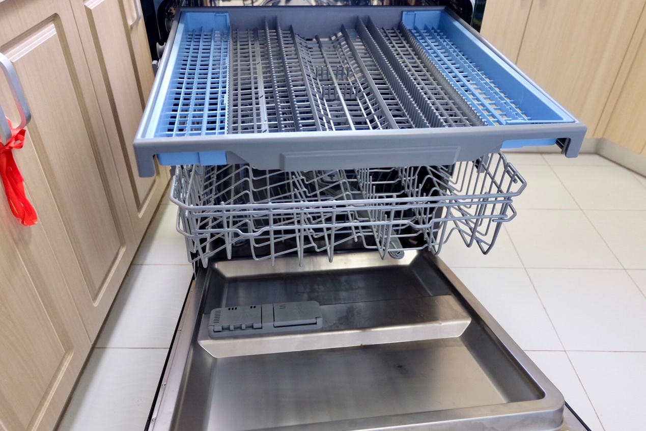 美的洗碗机与海尔洗碗机的对比,海尔洗碗机5000s测评