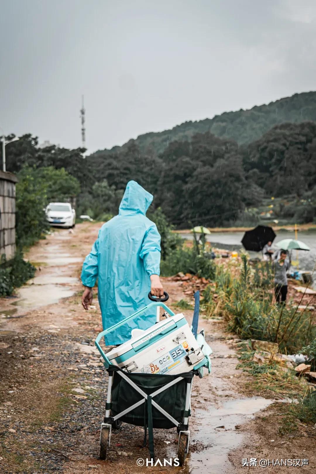 天元邓刚在湖北枣阳钓鱼的视频,天元邓刚钓鱼最新视频现场