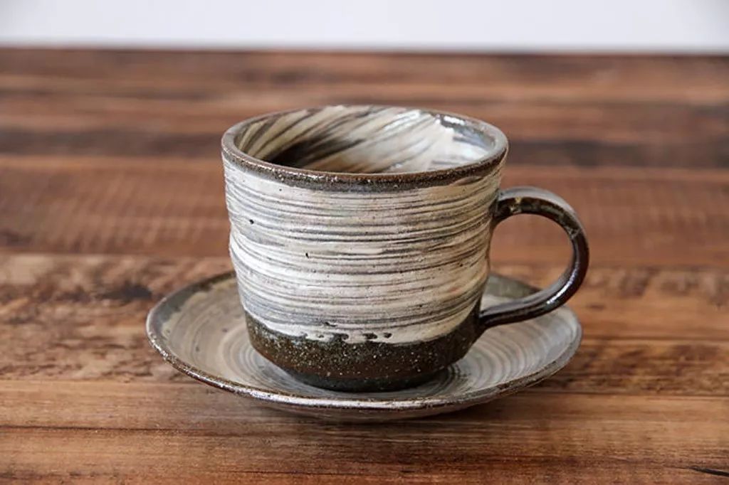 日本陶器底款有哪些 (日本龙谷窑陶器)