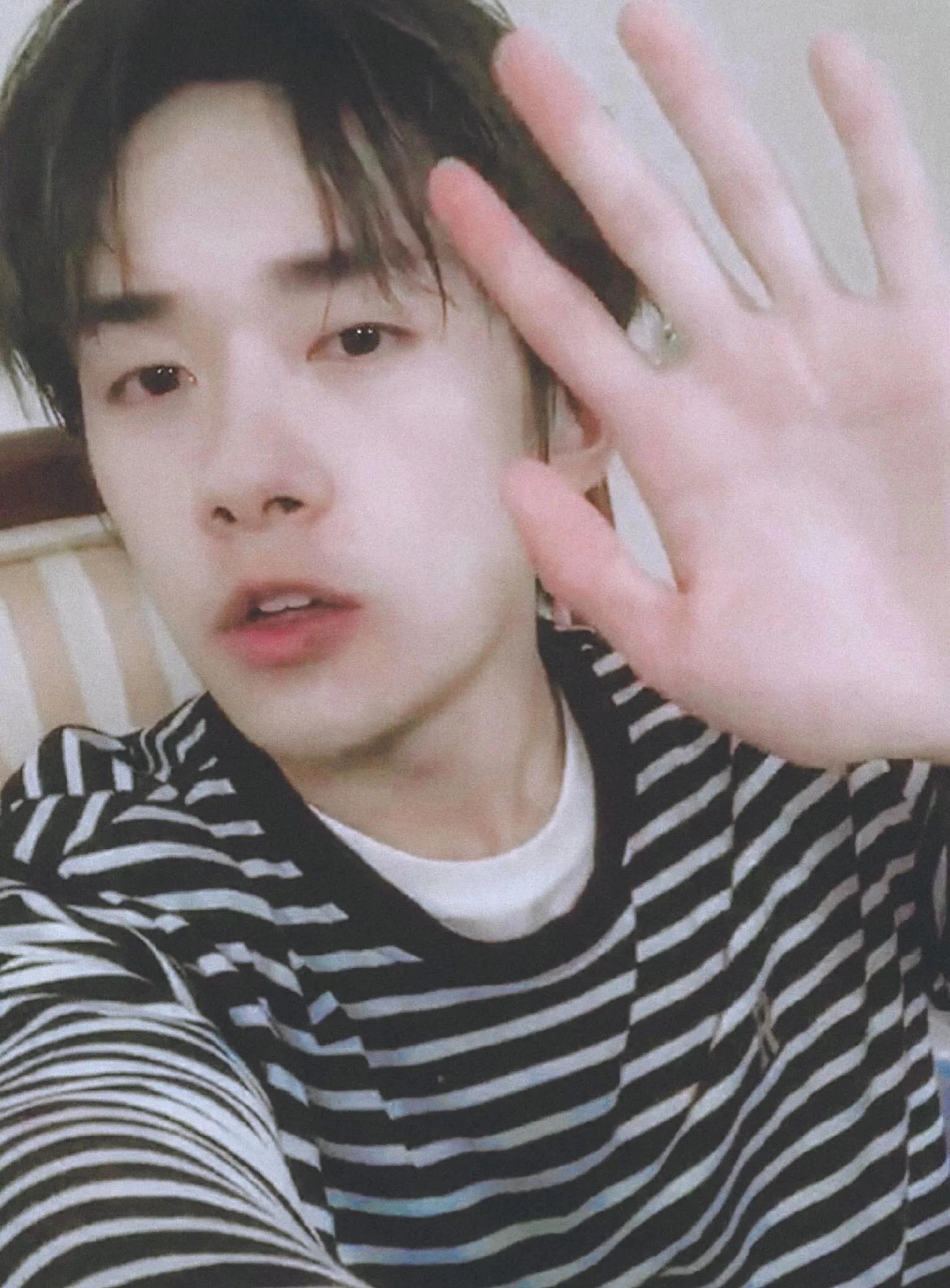 男朋友和前女友分手后还同居,男朋友和前女友复合还和我在一起