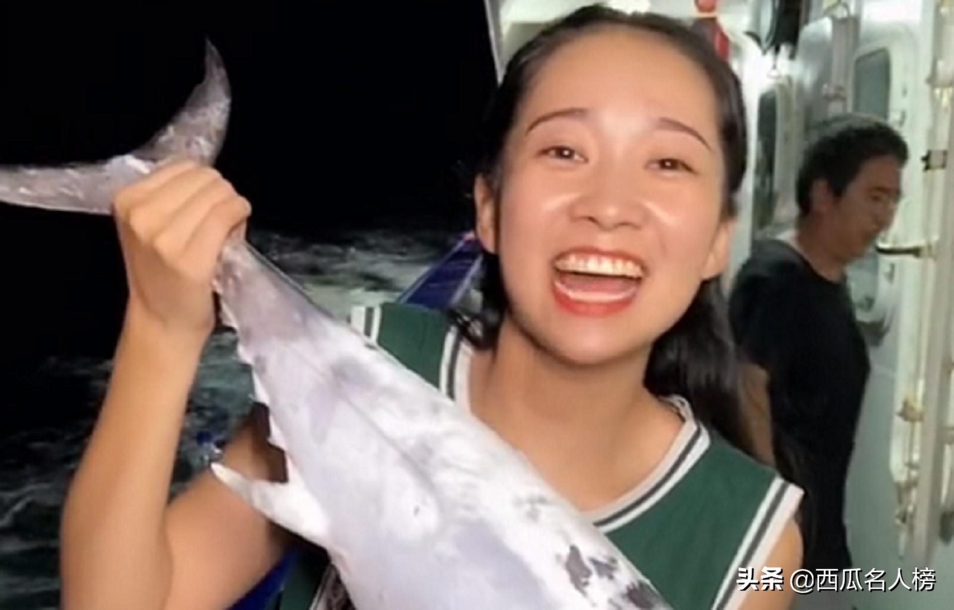 小仙女爱钓鱼最新视频,小仙女爱钓鱼抖音