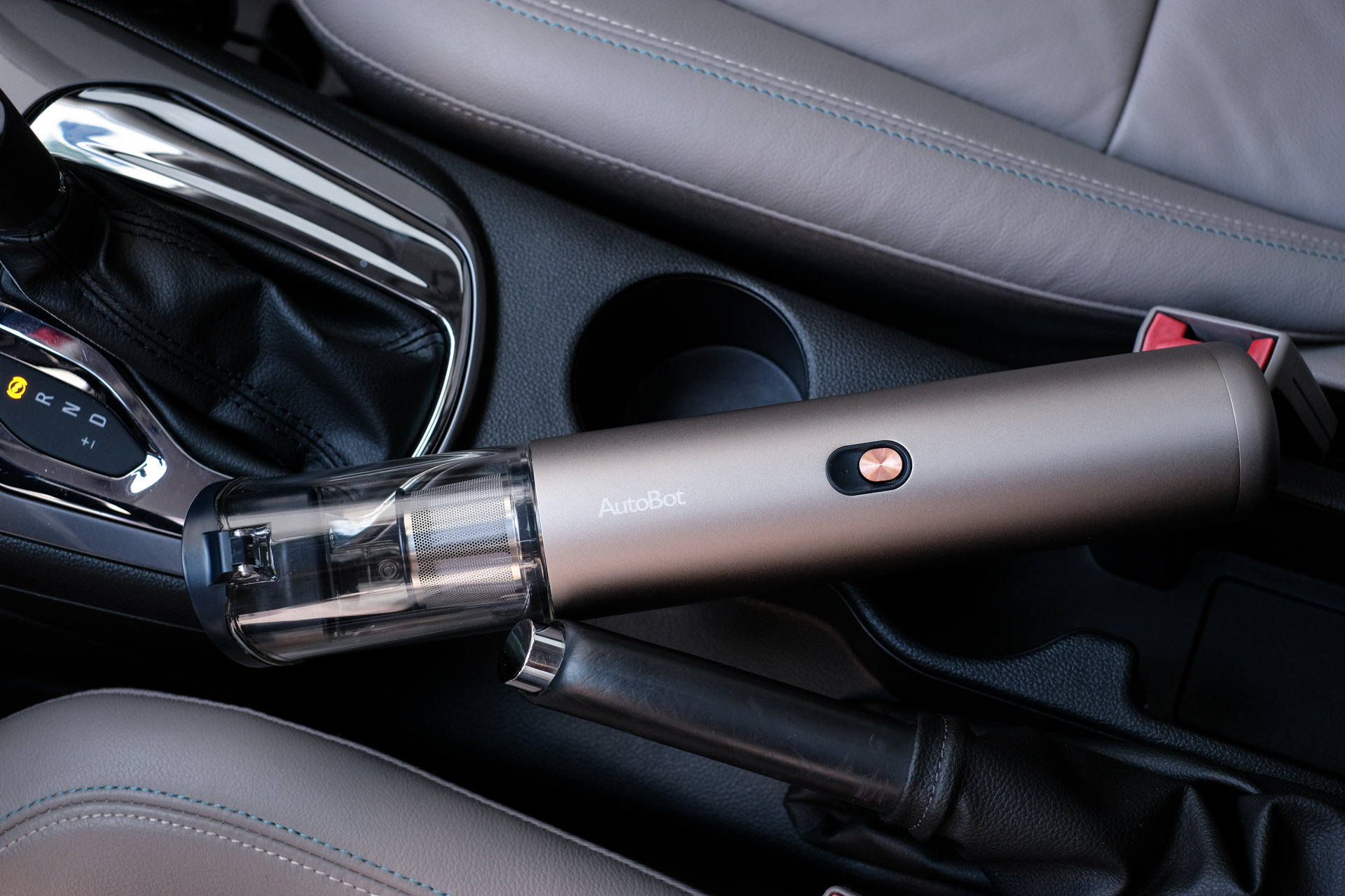 大吸力的便携式吸尘器真的好吗,好清理的家用吸尘器