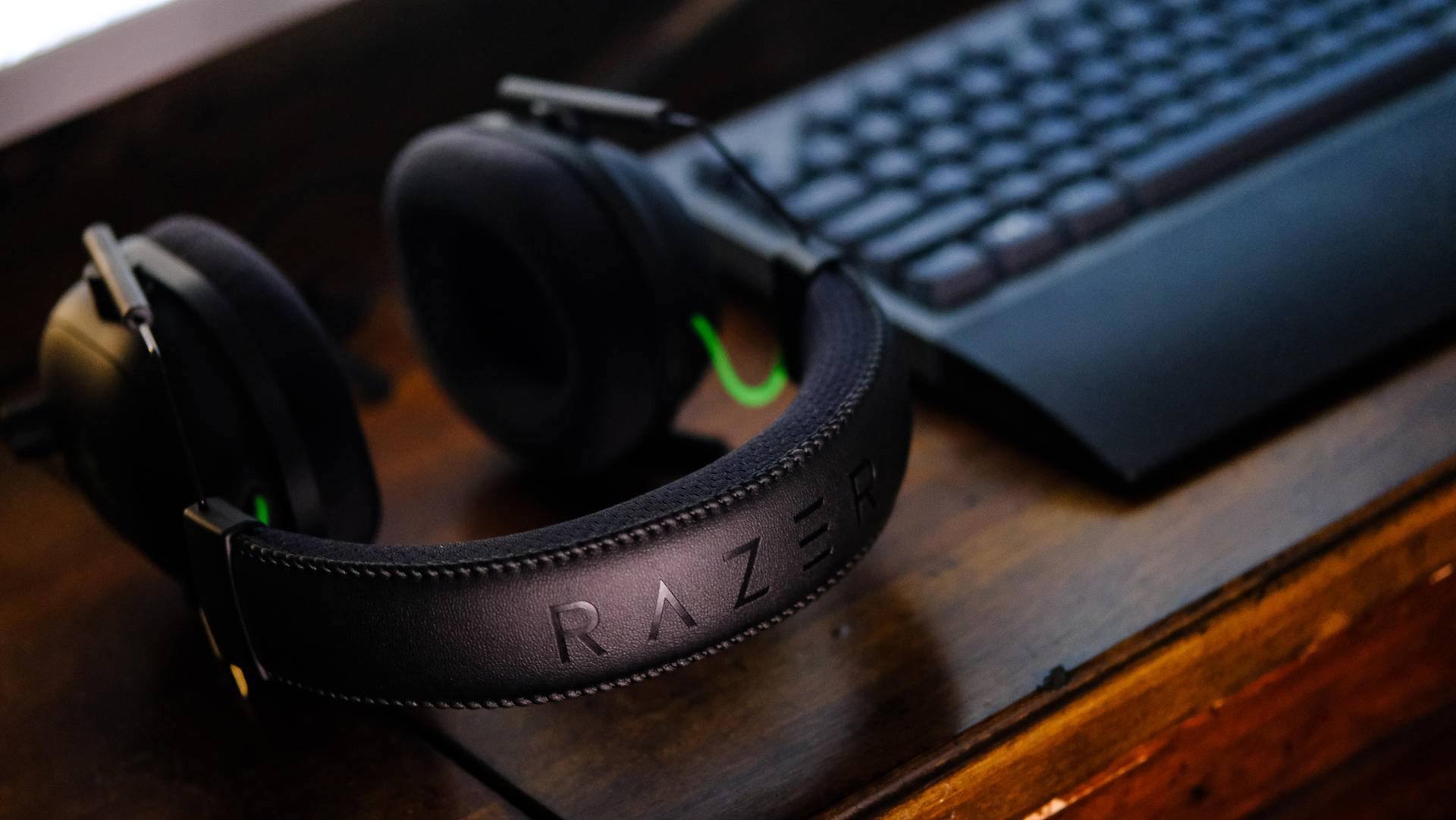 雷蛇razer旋风黑鲨v2x黑色国行,雷蛇旋风黑鲨v2专业款