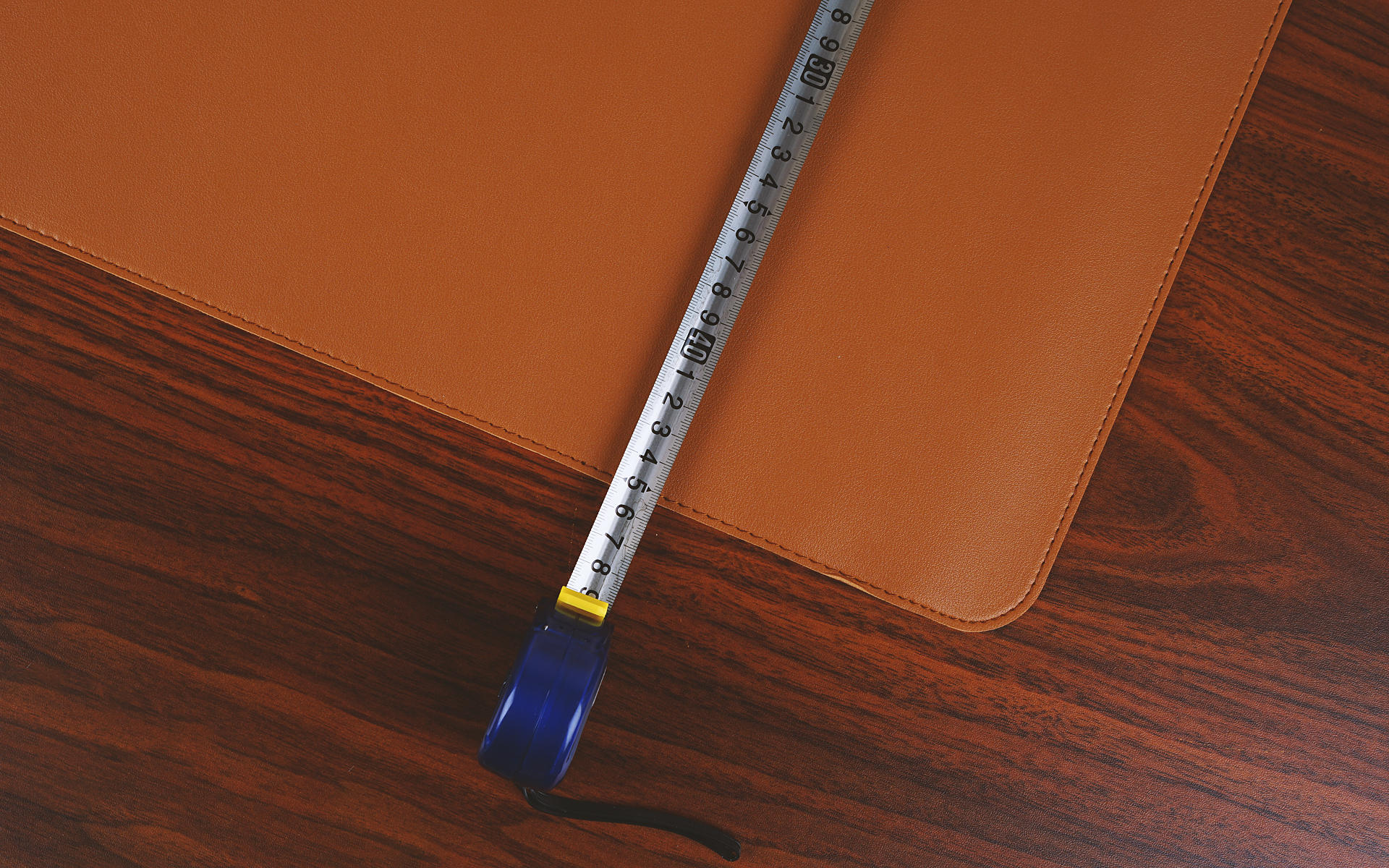 渐变白鼠标垫测评,细面亲肤鼠标垫推荐