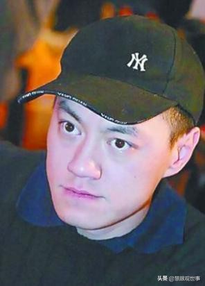 《侯海洋基层风云》中的赵海为什么很色？