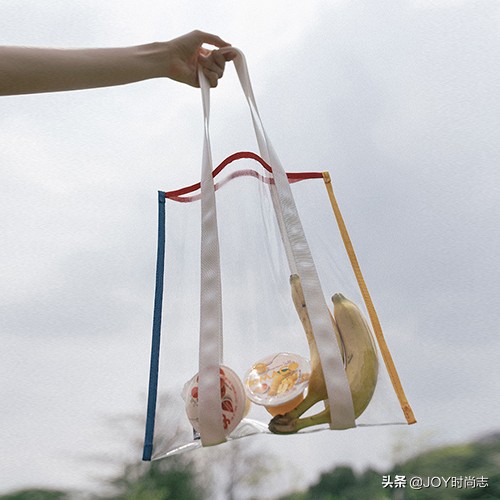 三款包包让你这个春天更迷人,今夏必备的5款包包时髦炸了