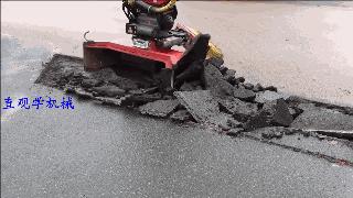 英国发明的道路修补液,绝对是修路神器