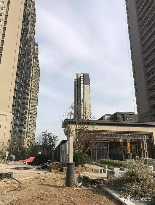 各楼盘送的入户的大门质量,小区大门排行