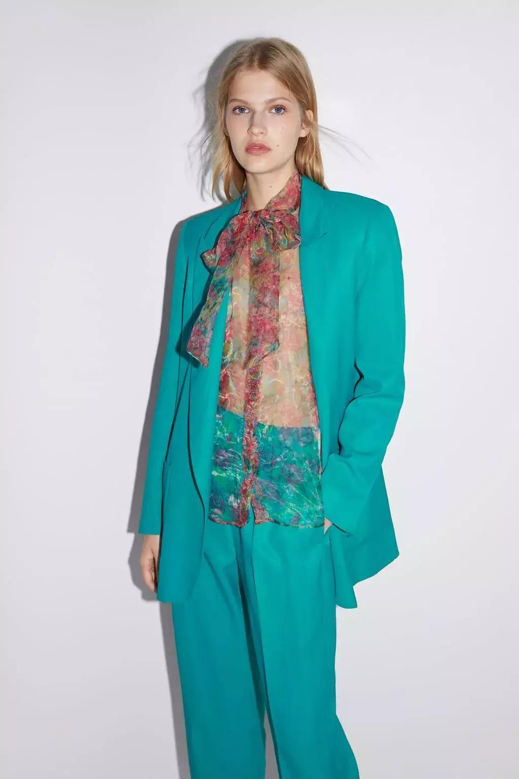 娜扎最新活动造型惊艳众人,娜扎现在惊艳写真大片