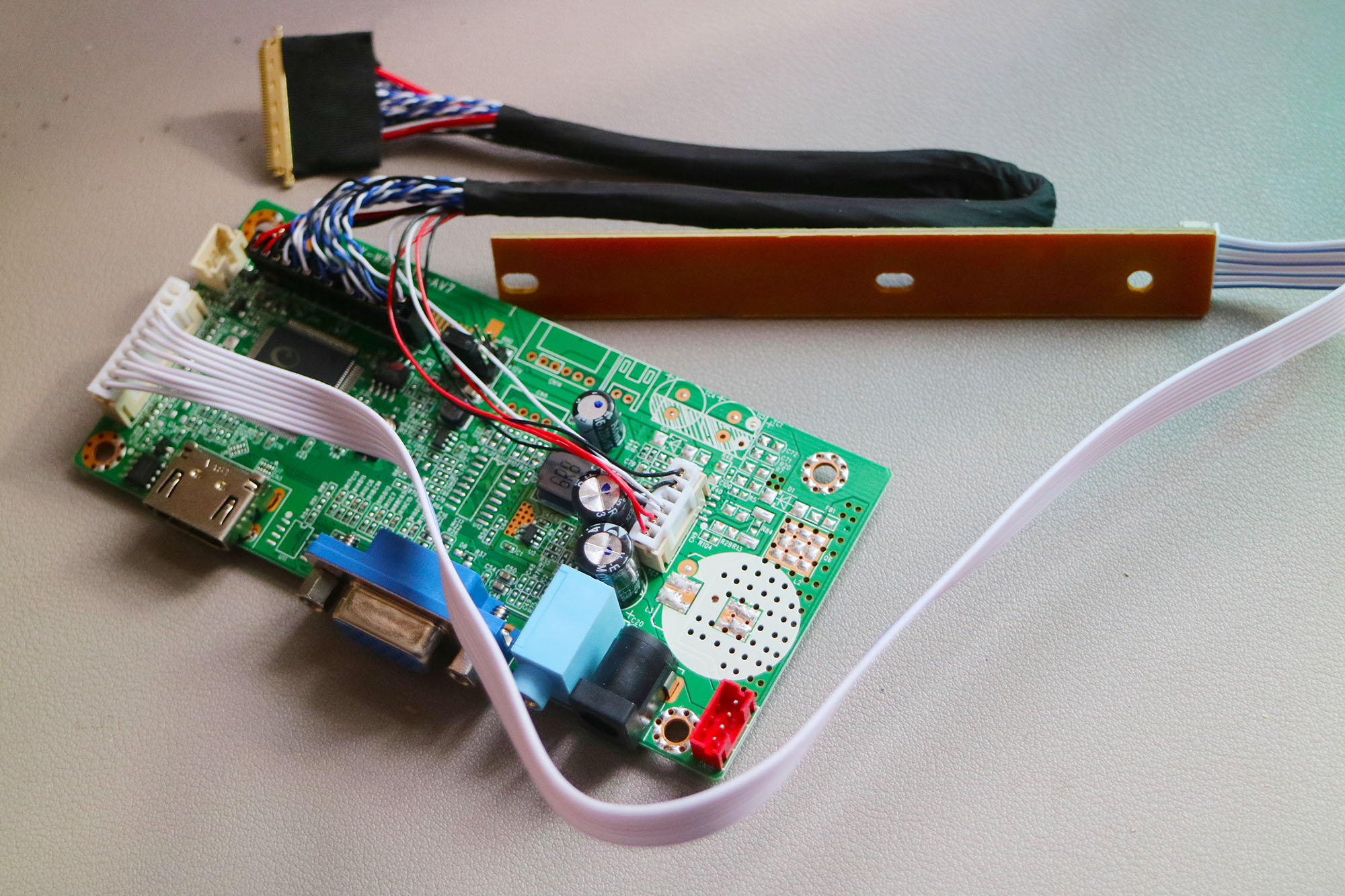 200块预算电脑显示器,办公双屏显示器