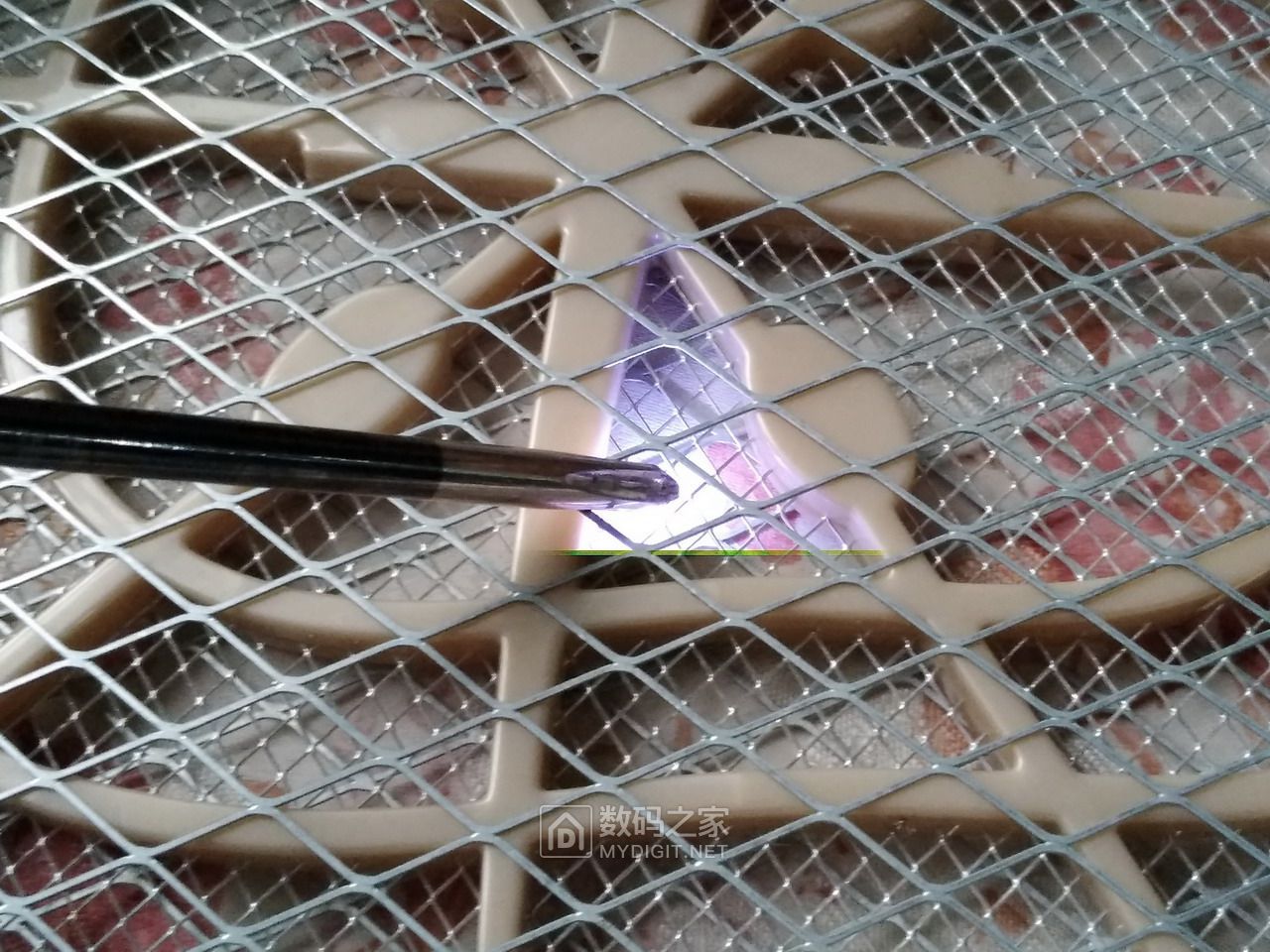 电蚊拍电路图原理检修视频,电蚊拍电路故障维修大全