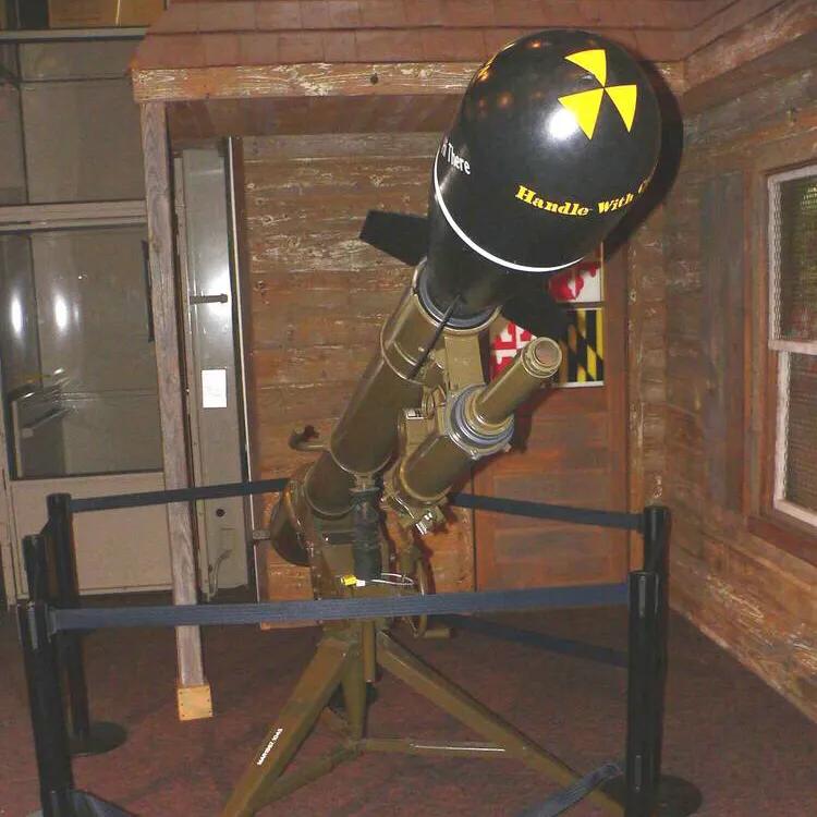 今天不说李团长的意大利炮，讲讲世界最小战术核*器武**大卫·克罗炮