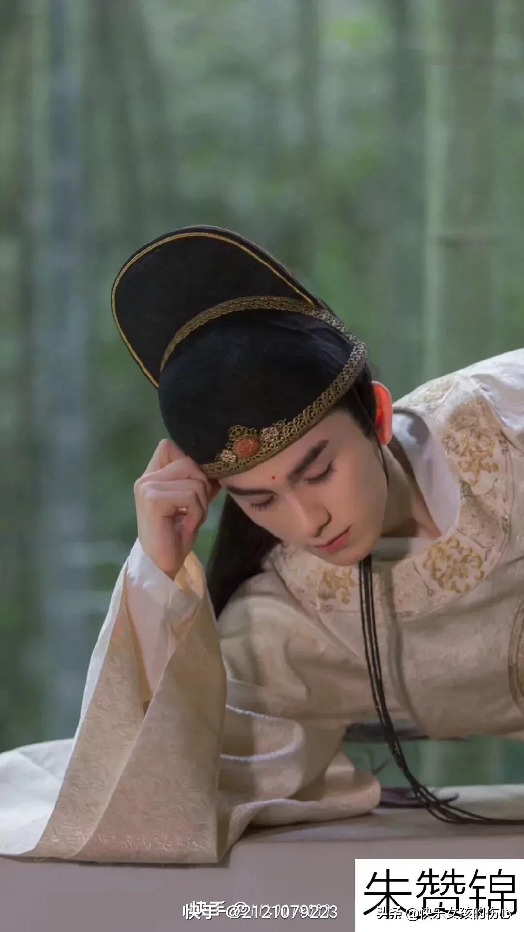 形容古代开朗帅气男子外貌的句子,描写古代男子温润儒雅气质的句子