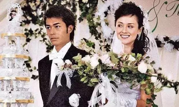 那个曾经最美亚洲小姐的人生真像过山车啊