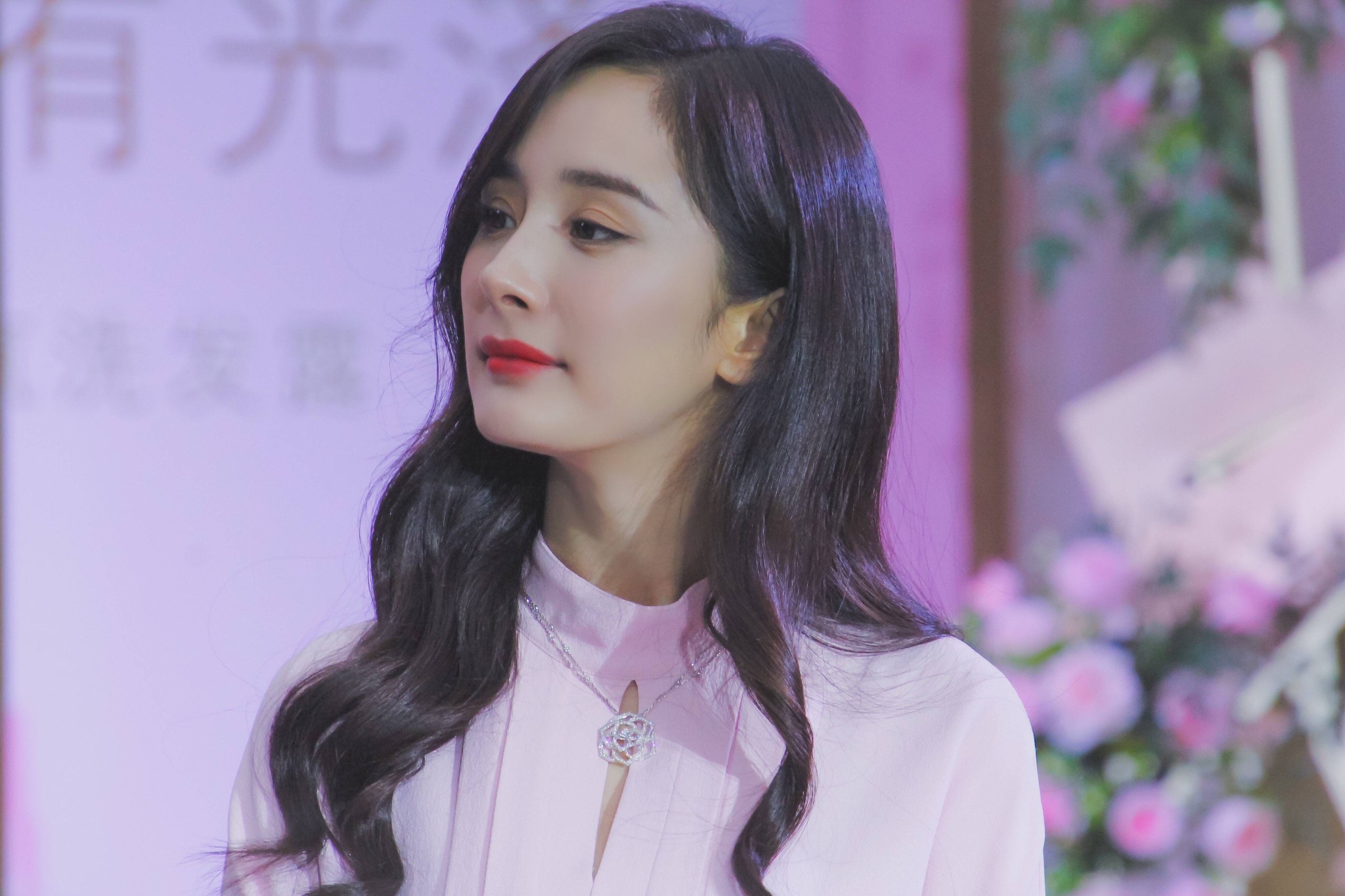 杨幂当年被黑得有多惨,杨幂所经历的血雨腥风